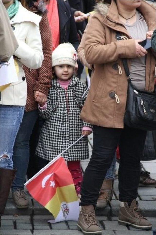 Tarihi Yarımadada “papa” Alarmı