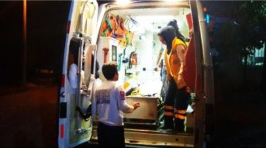 Apartmanda &Ccedil;ıkan Yangında Altı Kişi Dumandan Etkilendi