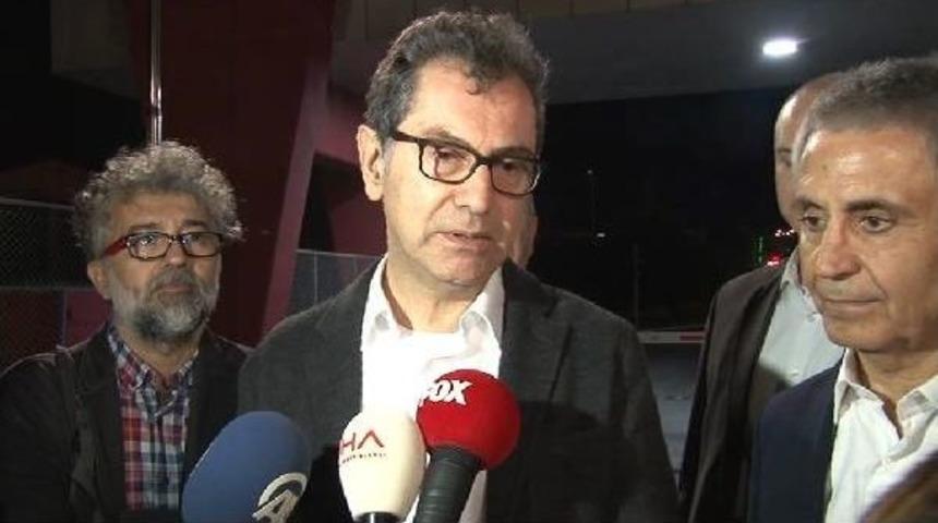 Kadri G&uuml;rsel Silivri Cezaevi'nden Tahliye Edildi(2)