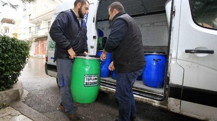 Atık Yağlar &Ccedil;&ouml;pe Değil Geri D&ouml;n&uuml;ş&uuml;me Gidiyor