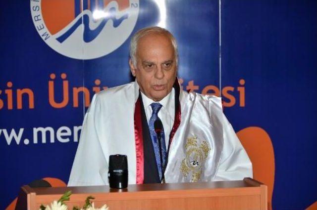 Mersin üniversitesi'nde yeni rektör göreve başladı