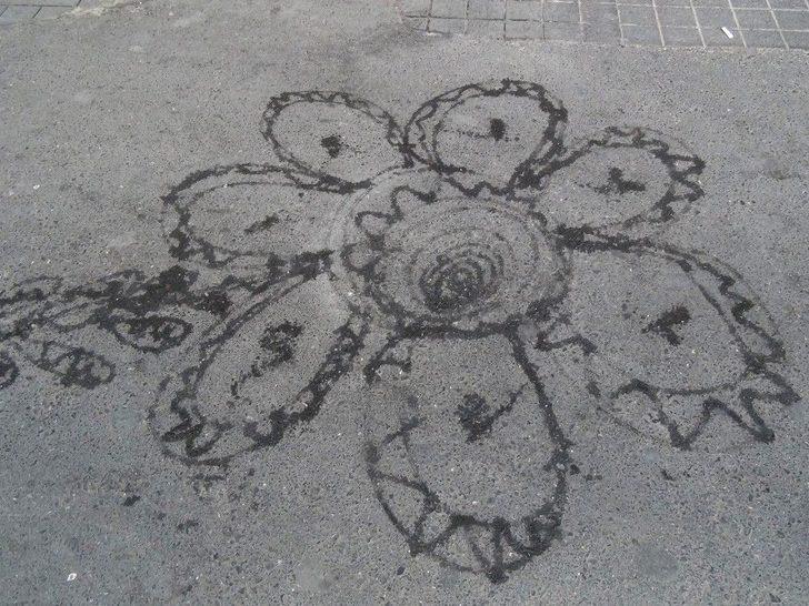 (özel Haber) Suriyeli Çocuklardan İstiklal Caddesi’nde Su İle Sanat G4