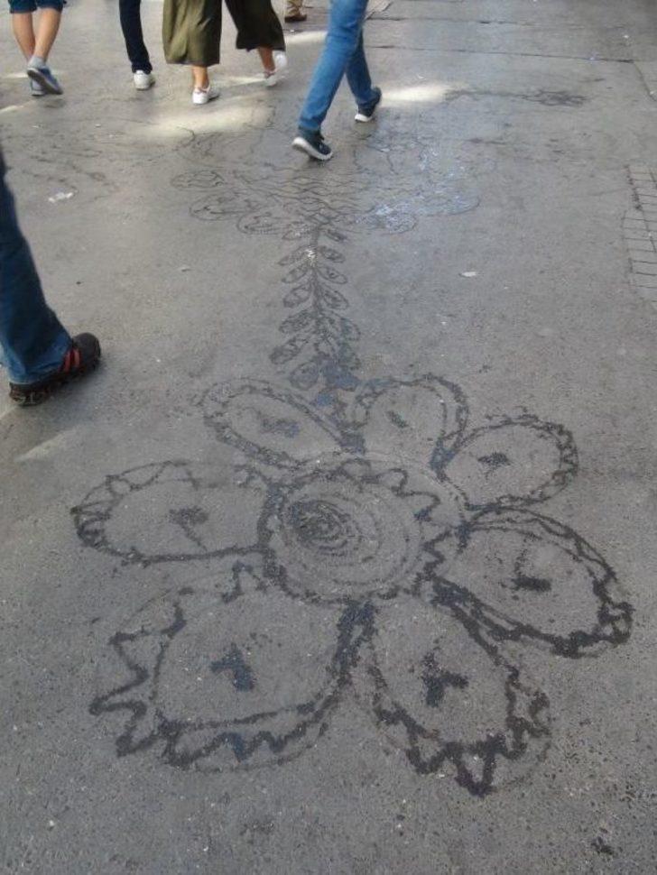 (özel Haber) Suriyeli Çocuklardan İstiklal Caddesi’nde Su İle Sanat G5