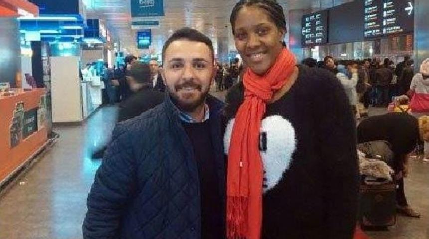 Bursa b&uuml;y&uuml;kşehir belediyespor duşanka ile s&ouml;zleşmesini feshediyor