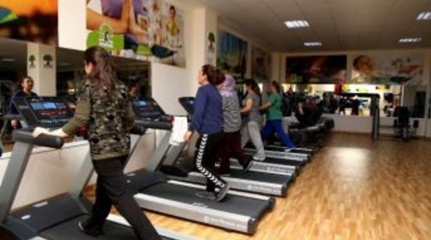 Şehitkamil Belediyesi Burak Spor Merkezine Yoğun İlgi