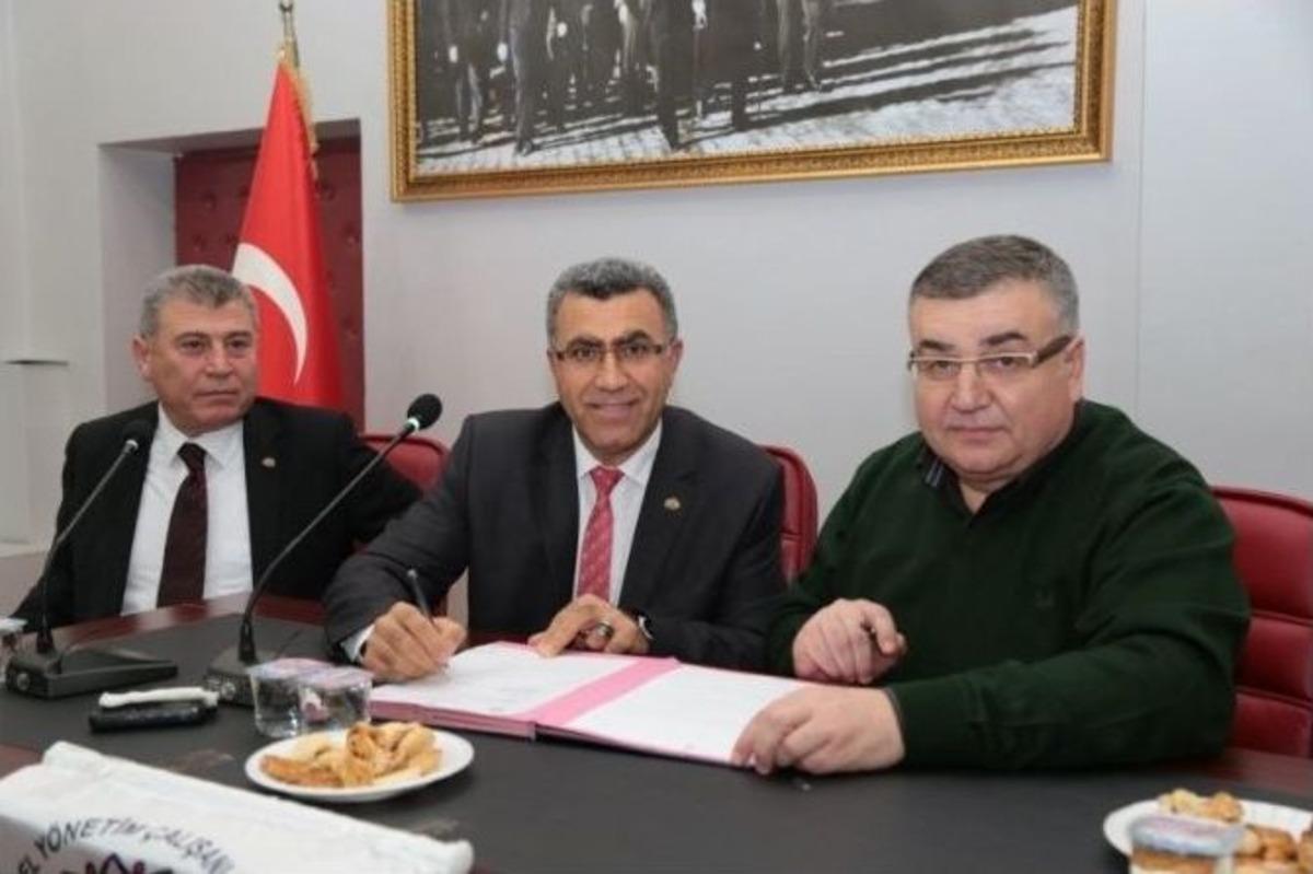 Kırklareli Belediyesi İle T&uuml;m Yerel-sen Arasında Toplu İş S&ouml;zleşmesi İmzalandı