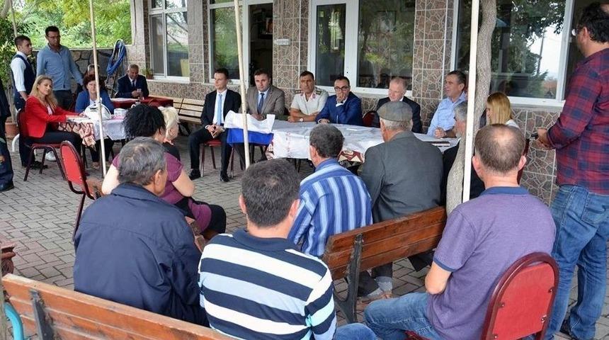 Vali Mahalle Sakinleri İle Buluştu