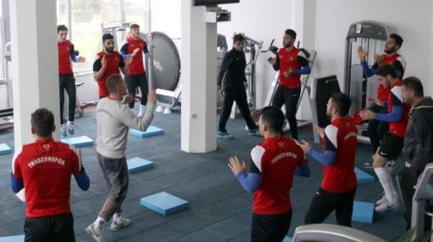 Trabzonspor Salonda &Ccedil;alıştı