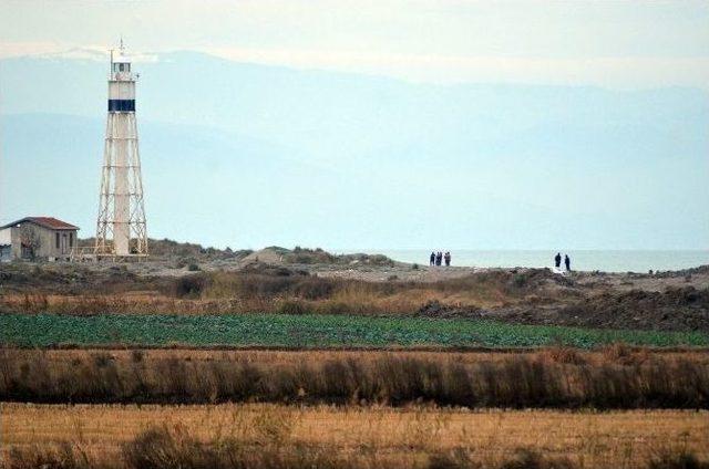 Bafra’da Teknesiyle Ava Çıkan Balıkçı Kayboldu