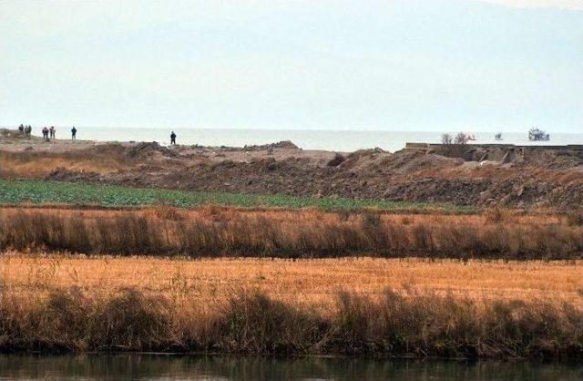 Bafra’da Teknesiyle Ava Çıkan Balıkçı Kayboldu