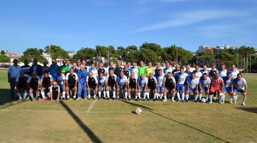 (&ouml;zel Haber) Kırkağa&ccedil;&rsquo;ın Efsane Futbolcuları Yıllar Sonra Sahada