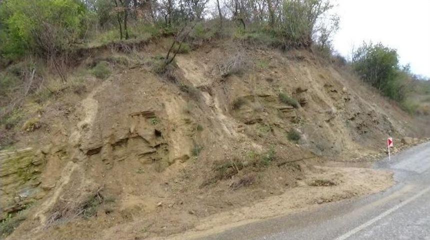 Kandilli&rsquo;de Heyelan Tehlikesi