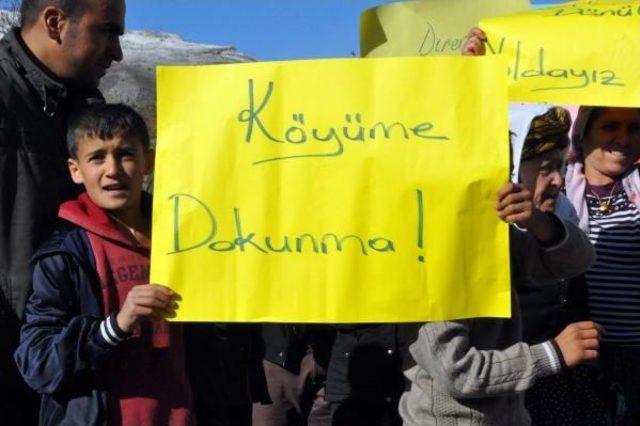 Baraj protestosunda yol kapattılar 3