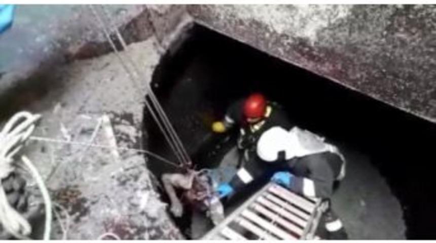 Kağıt Hamur Teknesine D&uuml;şen İş&ccedil;i &Ouml;ld&uuml;