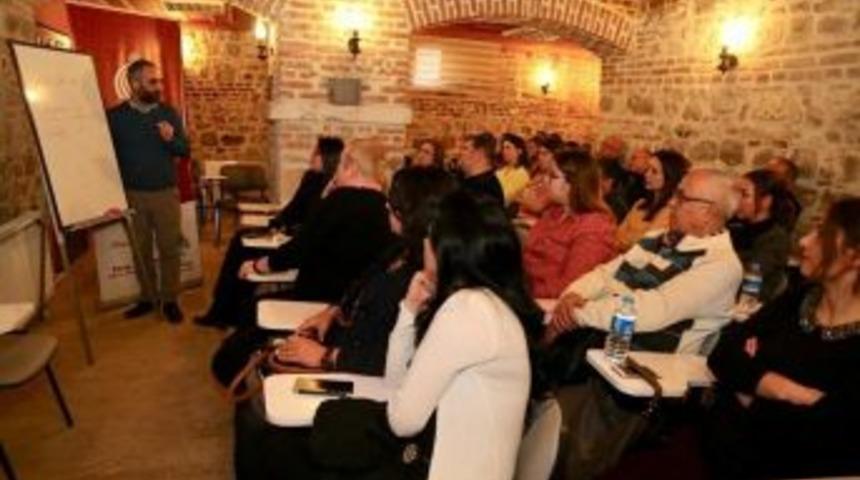 Edirne Akademi’de ‘medya’ Dersleri Devam Ediyor