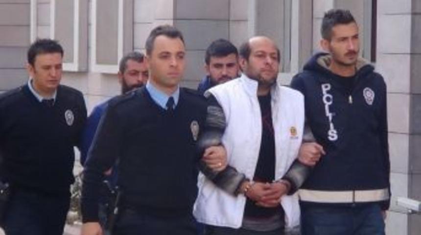 Sokak Ortasında Av T&uuml;feği İle Kanlı İnfazın Ardından