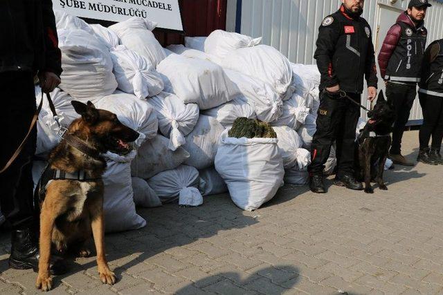 Diyarbakır’da 1 Ton 38 Kilogram Uyuşturucu Ele Geçirildi