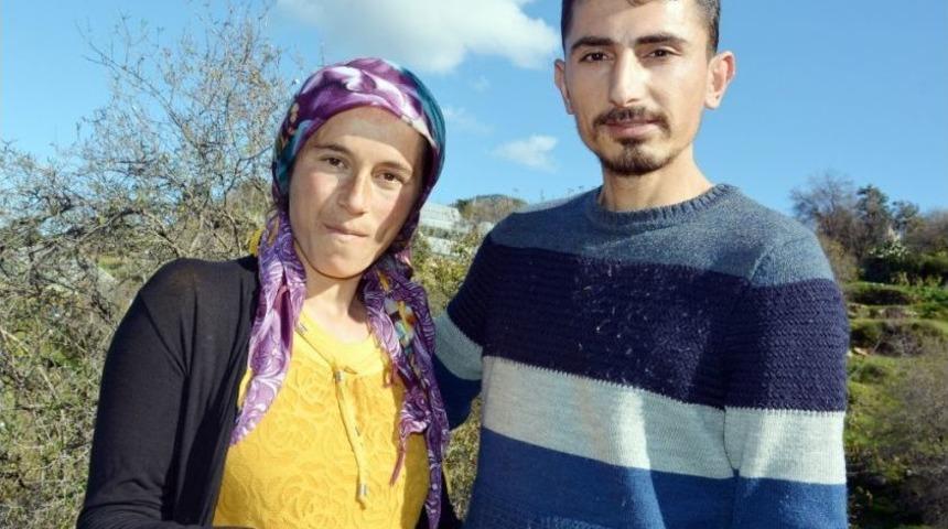 Aşeren Karısı İ&ccedil;in Ocak Ayında Dalında &Ccedil;ağla Topladı