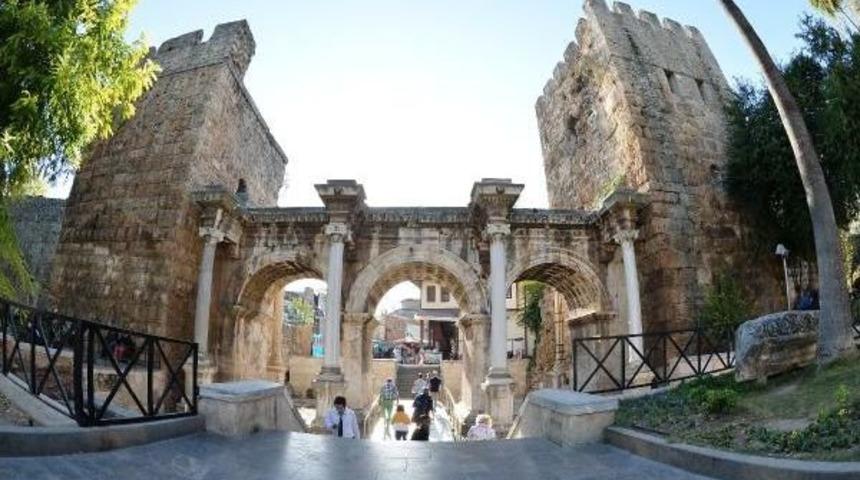 'kalei&ccedil;i Vatikan Gibi &Ouml;zerk Olsun' Teklifi