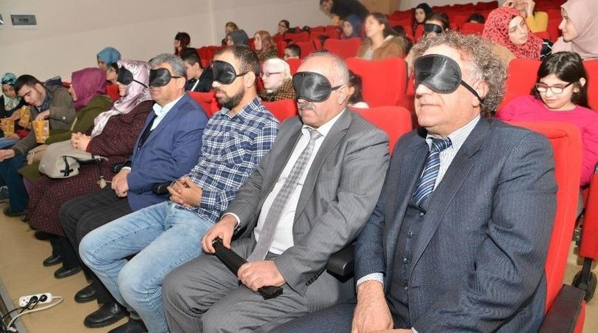 G&ouml;rme Engelli &Ccedil;ocuklar İ&ccedil;in Sesli Sinema Etkinliği D&uuml;zenlendi
