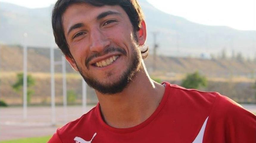 Golc&uuml; Ebubekir Yardım Performansıyla Adından S&ouml;z Ettiriyor