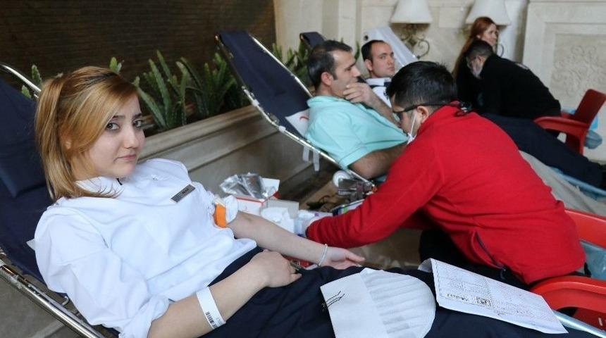 Elite World&rsquo;den Kan Bağışına Destek