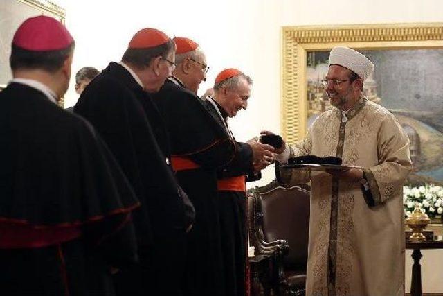 Diyanet işleri başkanı g&ouml;rmez den papa francesco ya tarihi mektup 1
