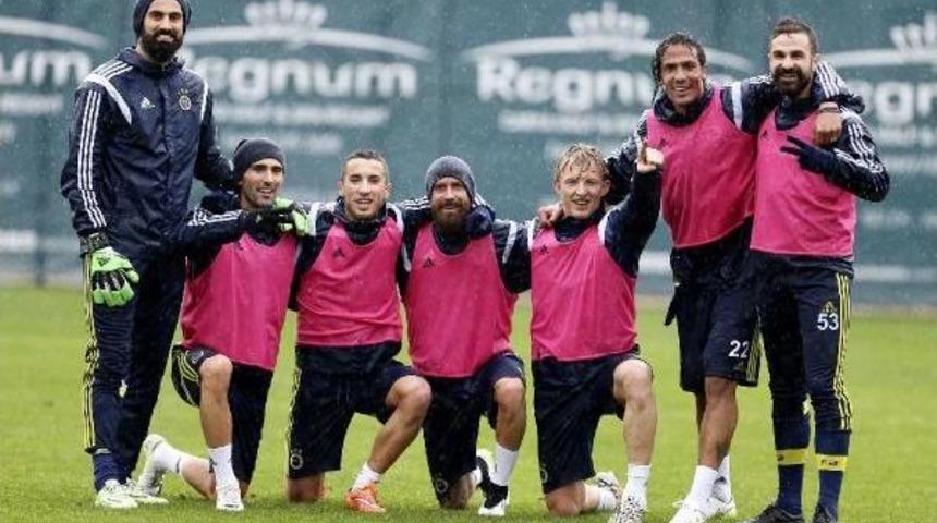 Fenerbahçe Önce Salonda, Sonra Sahada Çalıştı