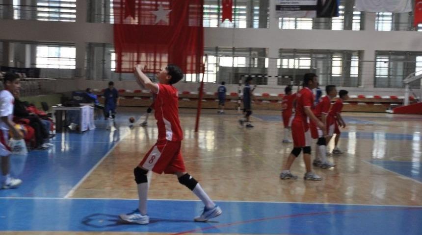 Muş&rsquo;ta Anadolu Yıldızlar Ligi Voleybol Grup M&uuml;s&uuml;bakaları