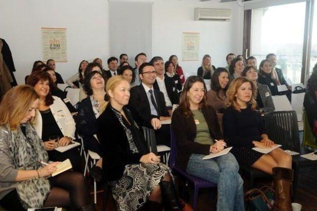 Alexander Kjerulf: İş te  Mutluluğu Asıl Etkileyen Iki Fakt&ouml;r, Sonu&ccedil; Ve Ilişkilerdir 3