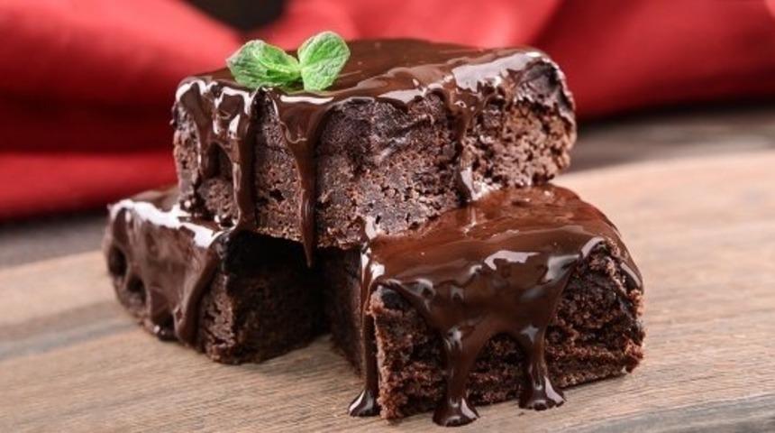 Kahvaltıda &Ccedil;ikolatalı Pasta Yemenin Beyne ve Karın &Ccedil;evresine İyi Geldiği Ortaya &Ccedil;ıktı