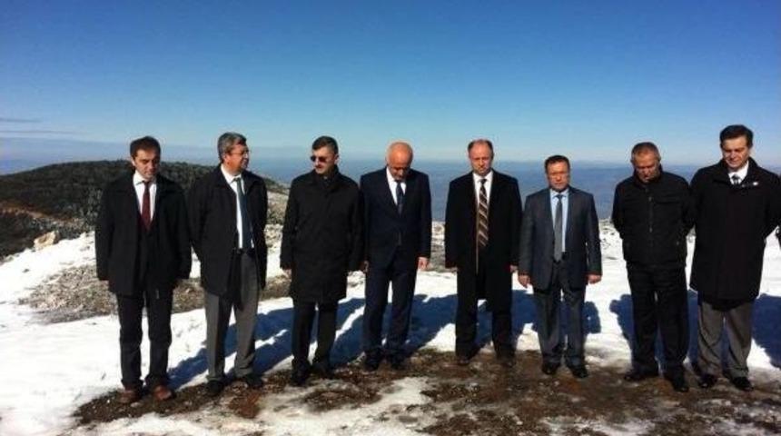 Vali bektaş: "spil'in iki eksiği teleferik ve otel"