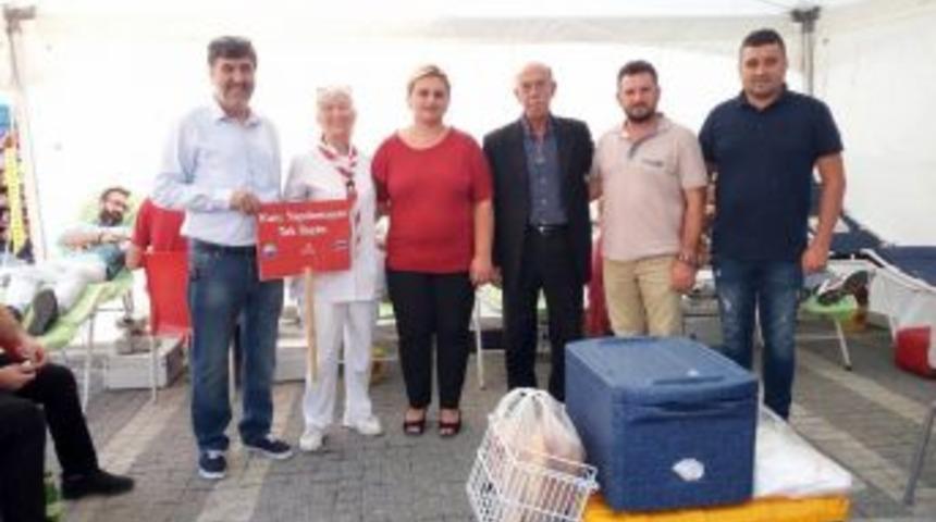 B&uuml;y&uuml;k&ccedil;ekmece Sivil Toplum Kuruluşlarından Kan Bağışında Rekor
