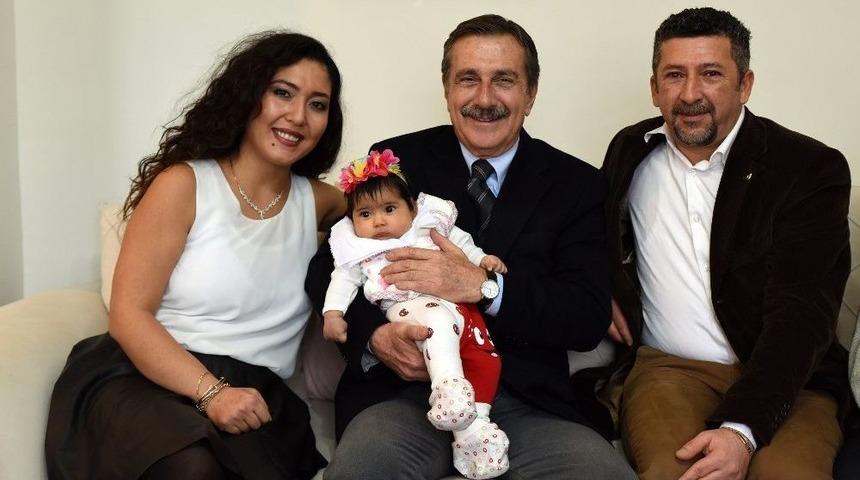 Başkan Ata&ccedil; Bebek Ziyaretlerine Devam Ediyor