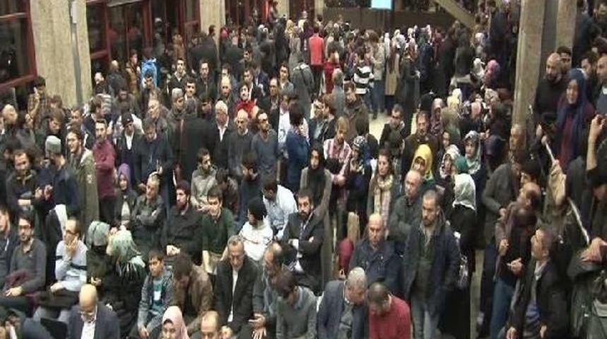 Salih mirzabeyoğlu'nun konferansına yoğun ilgi