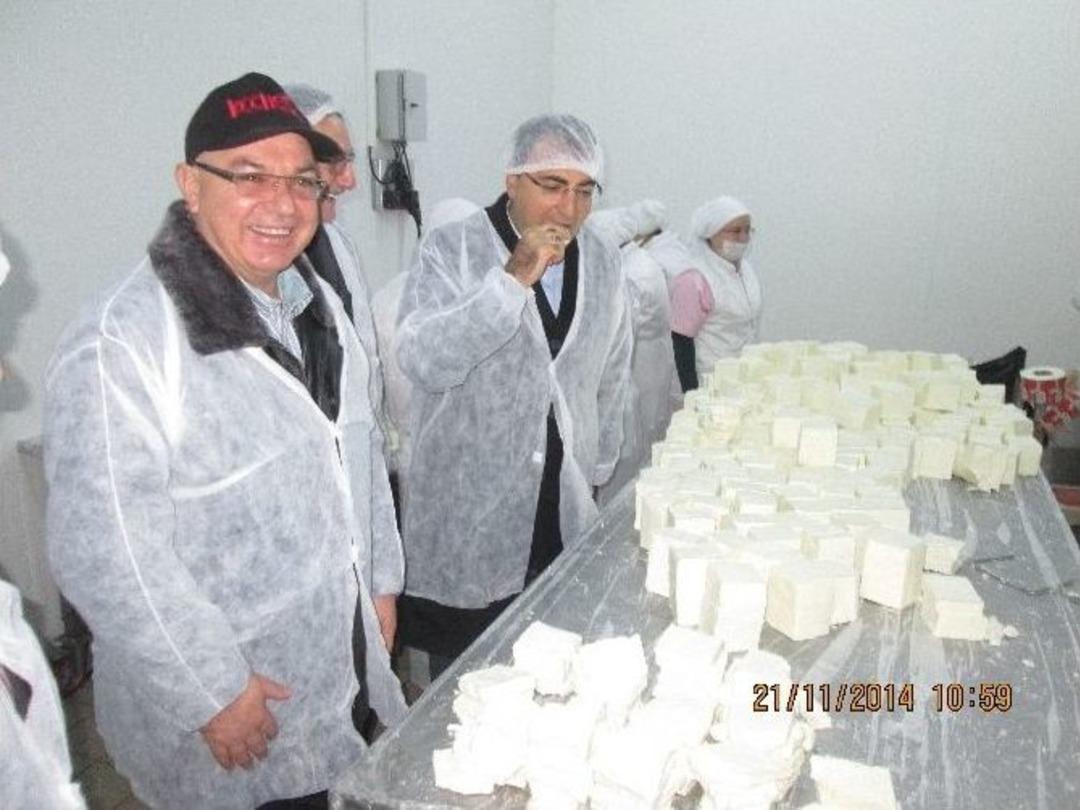 &rsquo;&rsquo;inat&ccedil;ı Lezzetler&rsquo;&rsquo; Vali Toprak&rsquo;ı Mutlu Etti