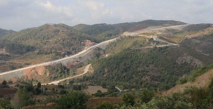 Yayladağı’nda Suriye Sınırına Güvenlik Duvarı G5