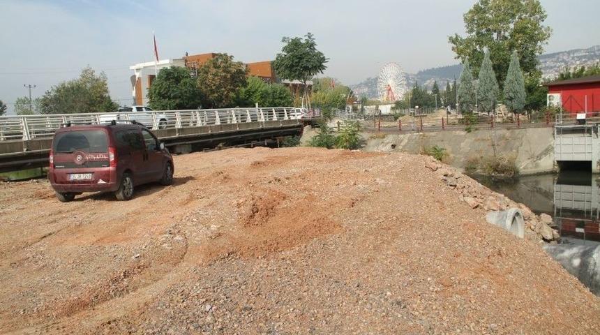 Ömer Türkçakal Bulvarı’nın Genişletme Çalışmaları Sürüyor