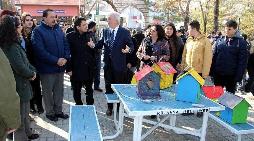 &Ouml;ğrencilerden El Emeği Kuş Evleri