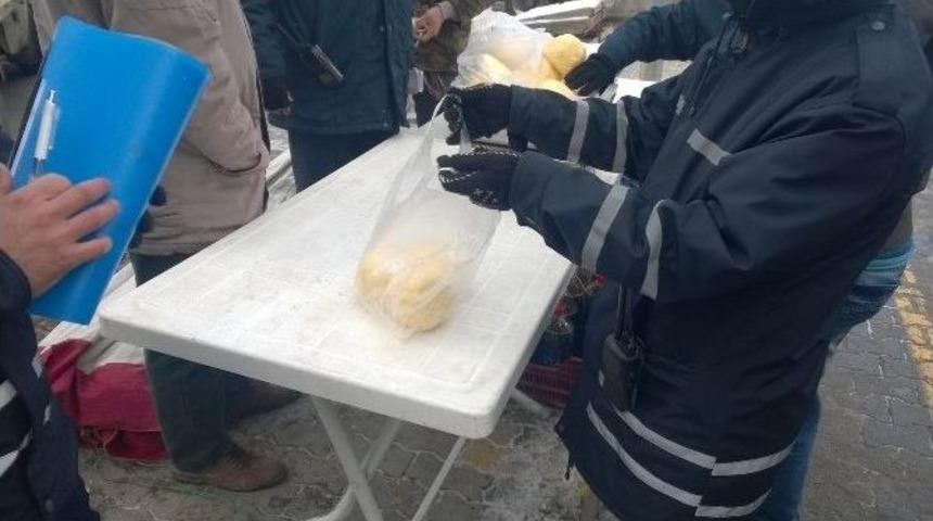 Uşak&rsquo;ta Zabıta Ekiplerinden Yağ Denetimi