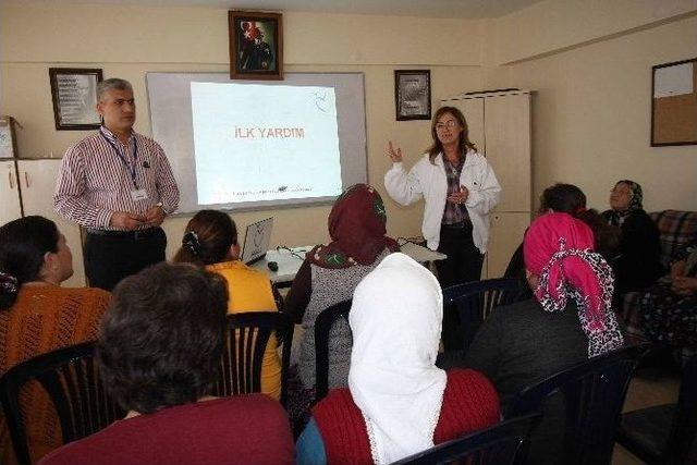 Bayraklı’da Ücretsiz Sağlık Semineri