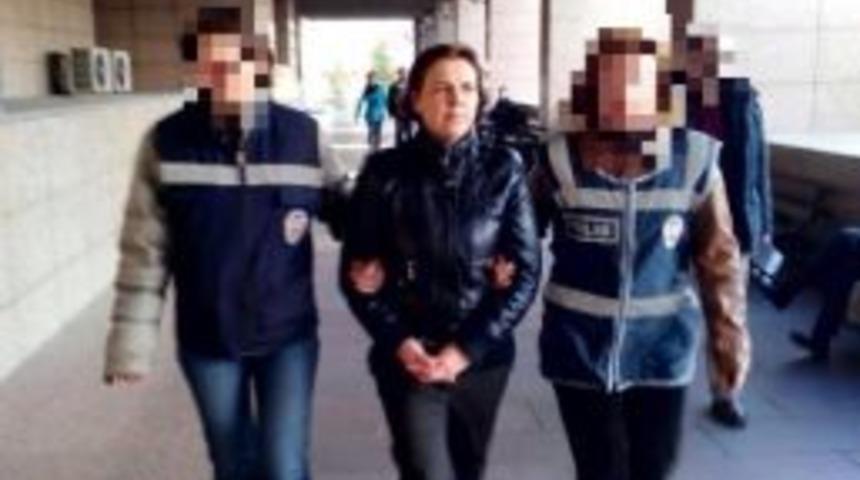 &Ouml;l&uuml; Bulunan Bebeğin Annesi Yakalandı