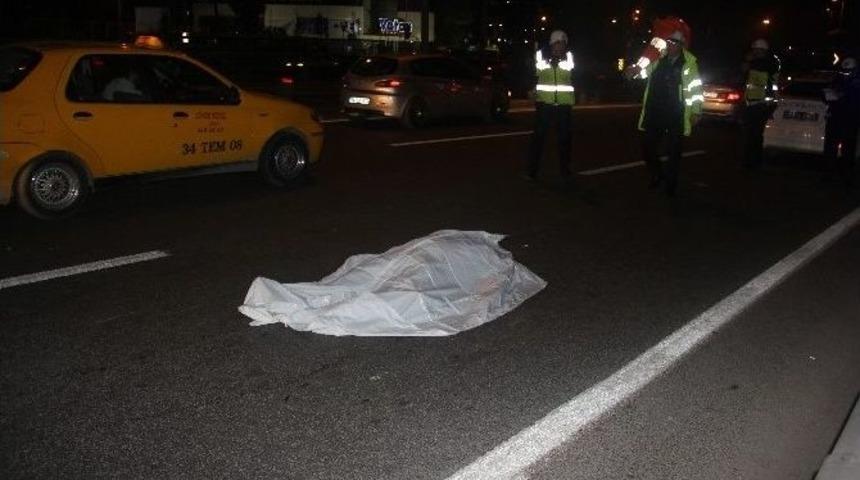 Yolun Karşısına Ge&ccedil;meye &Ccedil;alışırken Otomobil &Ccedil;arpması Sonucu Hayatını Kaybetti