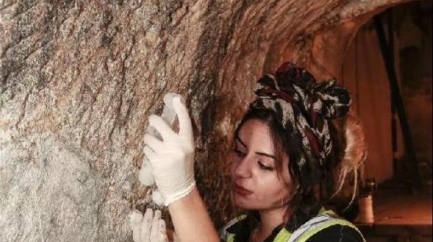 800 Yıllık Kilisede Duvar Resmi Sağlamlaştırma &Ccedil;alışmaları Başladı