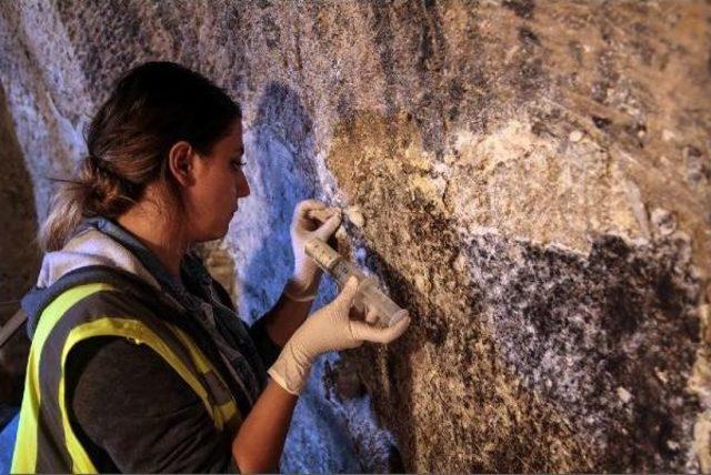 800 Yıllık Kilisede Duvar Resmi Sağlamlaştırma Çalışmaları Başladı