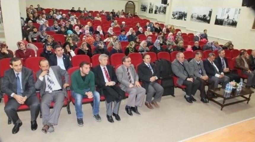 Burhaniye&rsquo;de Hasan Basri &Ccedil;antay Anıldı