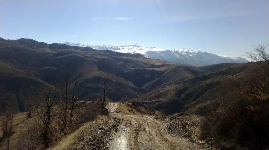 P&uuml;t&uuml;rge K&ouml;yleri Sincik&rsquo;e Yol İstiyor