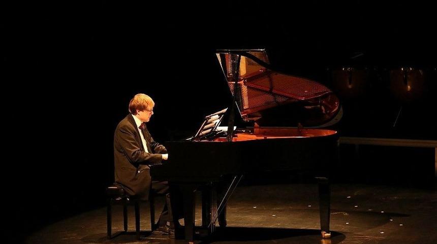 Ataşehir&rsquo;de Barışın M&uuml;ziği &Ccedil;aldı