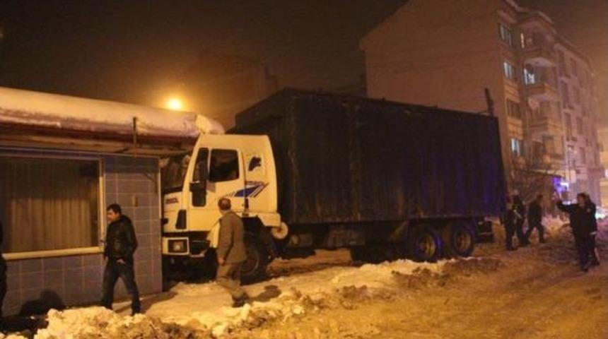 Kalp Krizi Direksiyon Başında Yakaladı