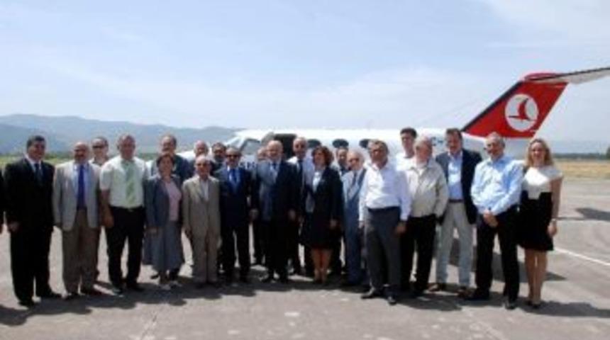 Aydınlılar &Uuml;&ccedil; Havaalanı İstiyor